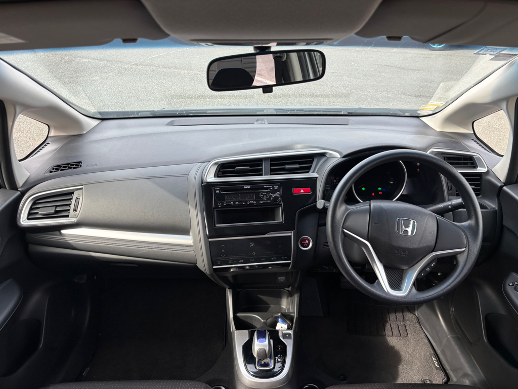 Honda Fit Hybrid F Package image 301644