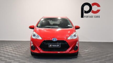 Toyota Aqua G Model, Push Start, Reverse camera, Cruise Control image 312693