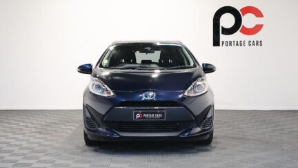 Toyota Aqua S Model, Push Start, Low KMS image 318165