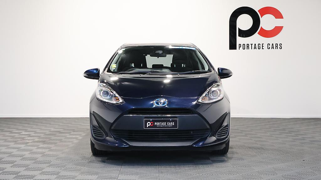 Toyota Aqua S Model, Push Start, Low KMS image 318165