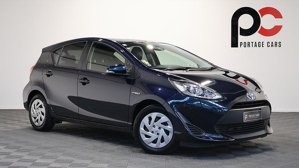 Toyota Aqua S Model, Push Start, Low KMS image 299729