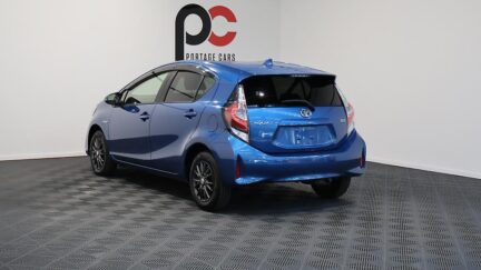 Toyota Aqua S Model, Push Start, Reverse Camera, image 312008