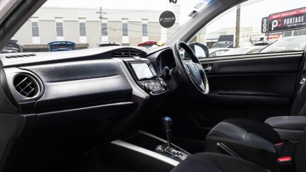 Toyota Corolla Fielder Hybrid  Push Start image 312972