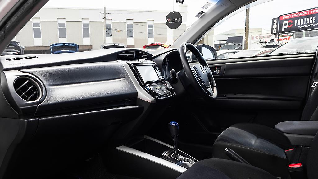 Toyota Corolla Fielder Hybrid  Push Start image 312972