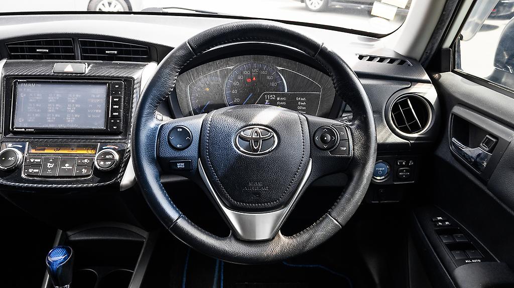 Toyota Corolla Fielder Hybrid  Push Start image 312968