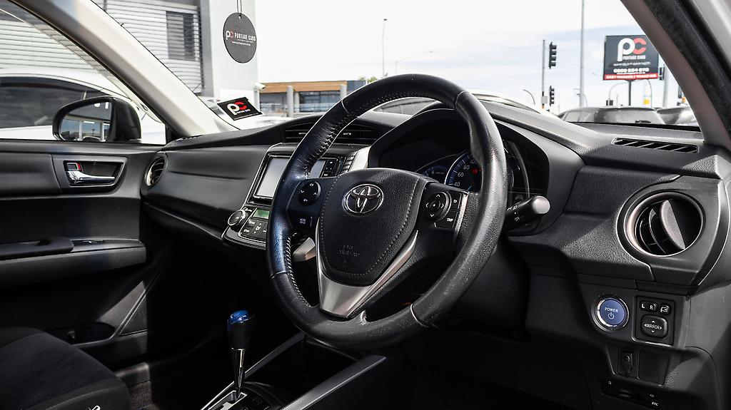 Toyota Corolla Fielder Hybrid  Push Start image 312965