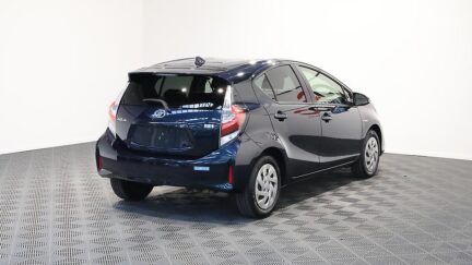 Toyota Aqua S Model, Push Start, Low KMS image 318168