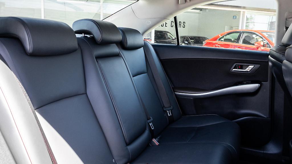 Toyota Sai G Model, Reverse camera, Heated seats , image 308602