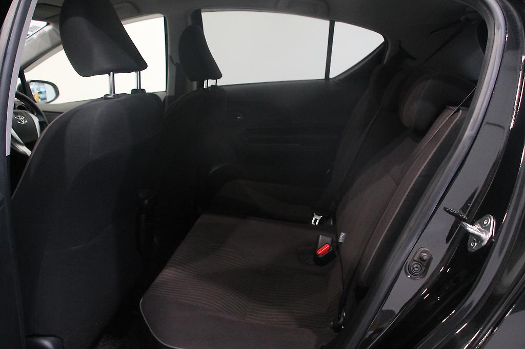 Toyota Aqua G model , Push Start image 307557