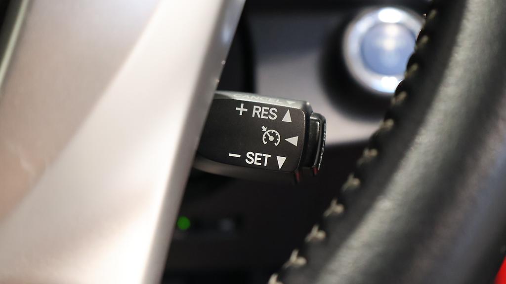 Toyota Aqua G Model, Push Start, Reverse camera, Cruise Control image 312705