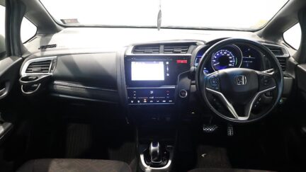 Honda Fit Hybrid S-Package image 306949