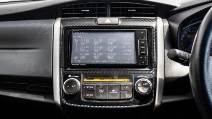 Toyota Corolla Fielder Hybrid  Push Start image 312971