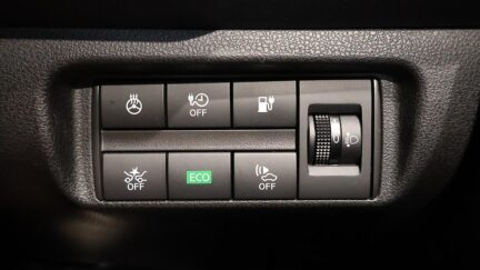 Nissan Leaf X Model, 84.6% SOH, Cruise control image 318543