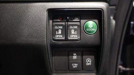 Honda Odyssey Absolute image 302792