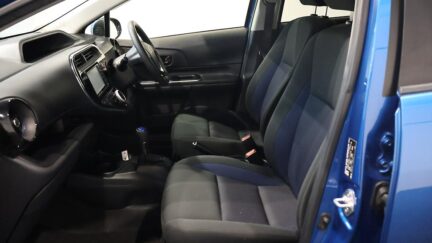 Toyota Aqua S Model, Push Start, Reverse Camera, image 312012