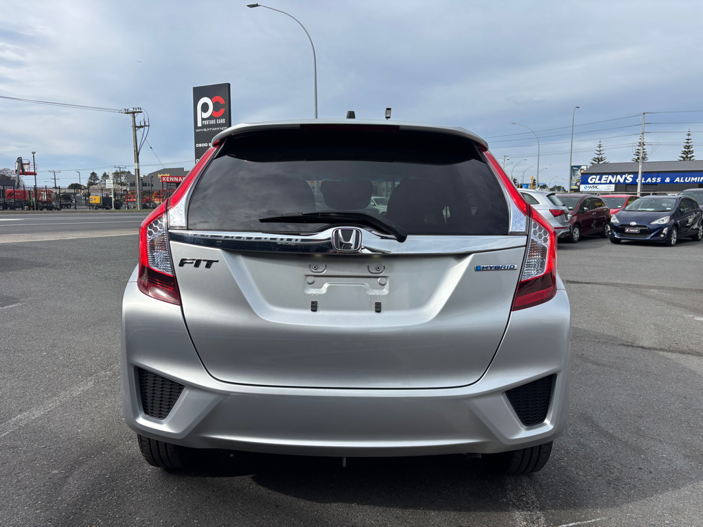 Honda Fit Hybrid F Package image 301638