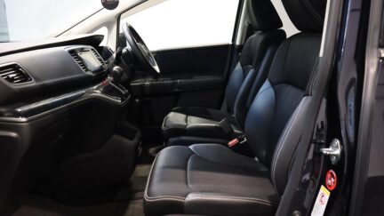 Honda Odyssey Absolute image 302782