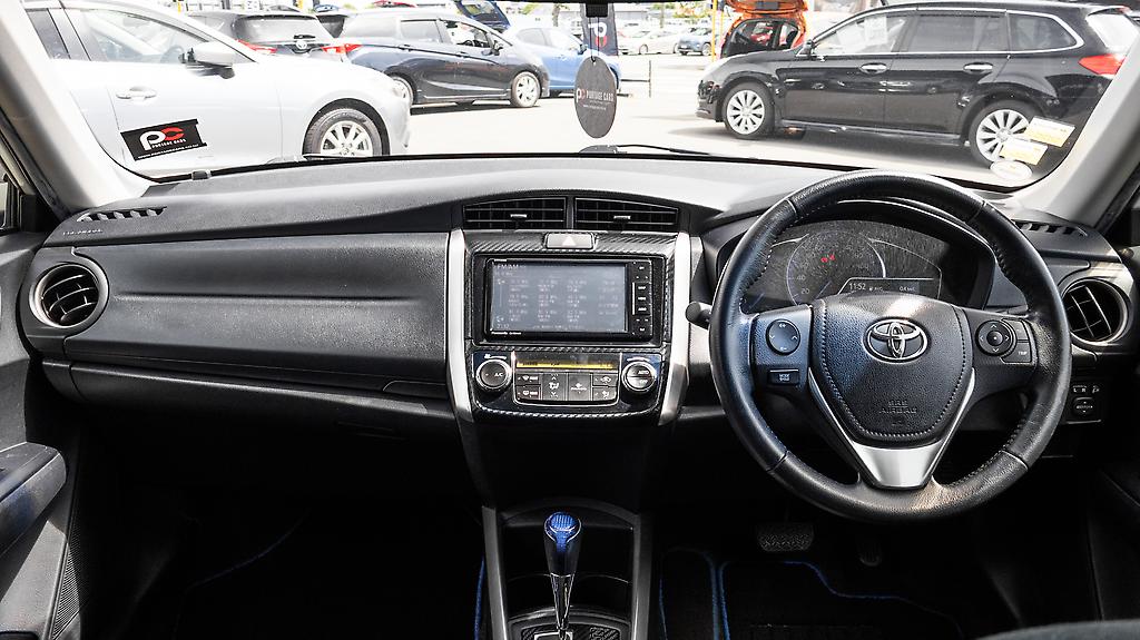 Toyota Corolla Fielder Hybrid  Push Start image 312960