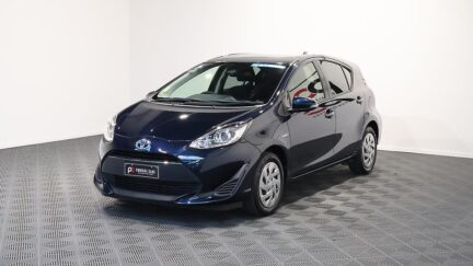 Toyota Aqua S Model, Push Start, Low KMS image 318166