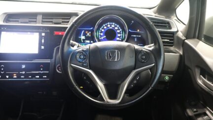 Honda Fit Hybrid S-Package image 306950