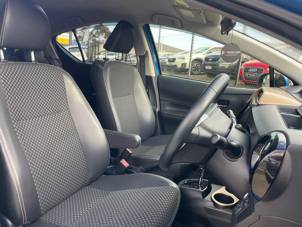 Toyota Aqua X-Urban image 301209