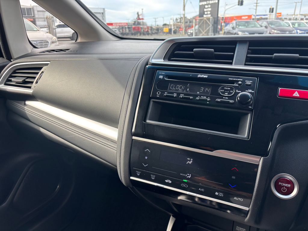 Honda Fit Hybrid F Package image 301647