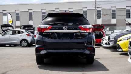 Honda Shuttle Hybrid Z, Heated Seats, Reverse Camera image 312403