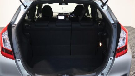 Honda Fit Hybrid S-Package image 306947