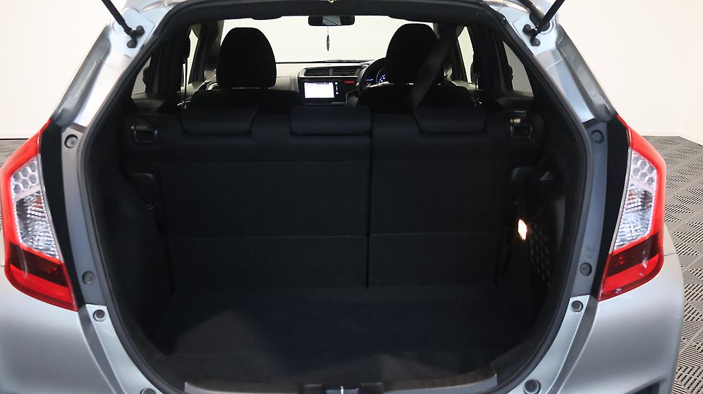 Honda Fit Hybrid S-Package image 306947