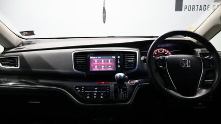 Honda Odyssey Absolute image 302787