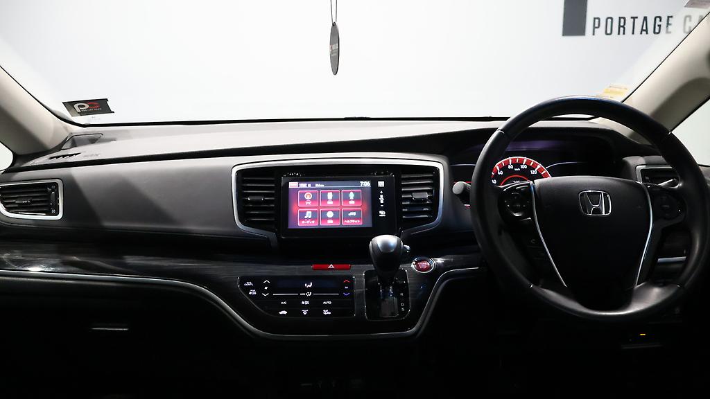 Honda Odyssey Absolute image 302787