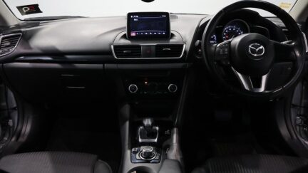 Mazda Axela Hybrid-C image 307339