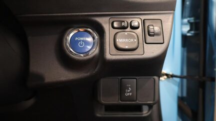 Toyota Aqua G Model, Push Start, Reverse Camera image 307056