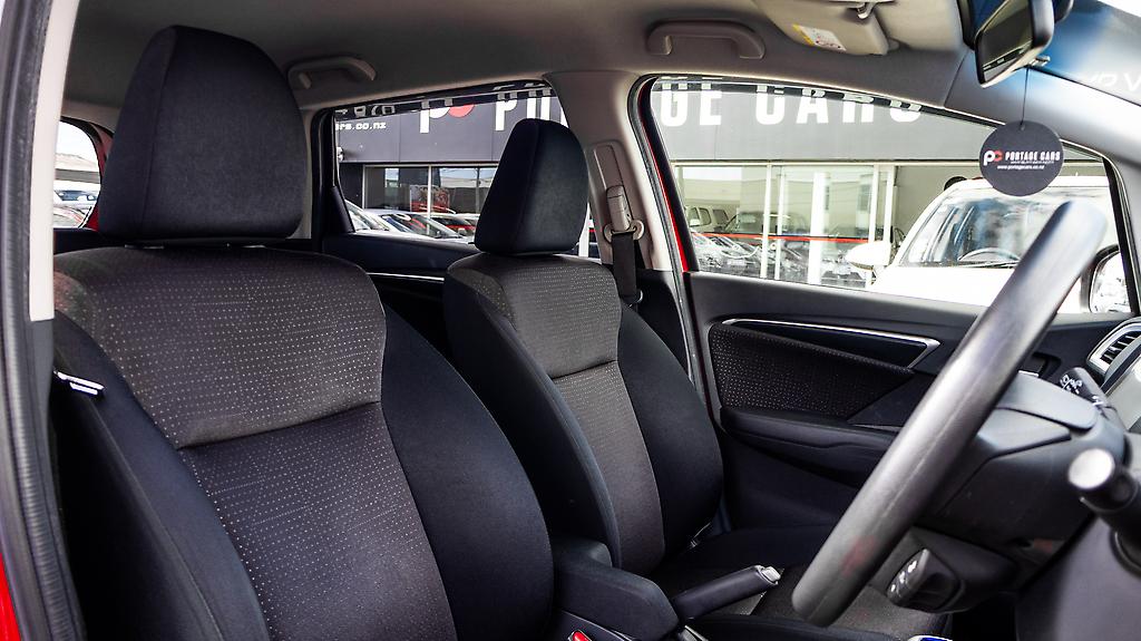 Honda Fit Hybrid F Package image 318791