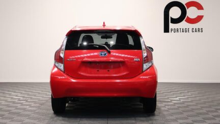 Toyota Aqua  Model, Push Button Start, Reverse Camera image 305747