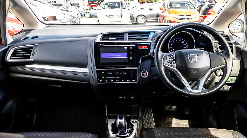 Honda Fit Hybrid F Package image 318787