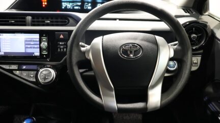 Toyota Aqua  Model, Push Button Start, Reverse Camera image 305753