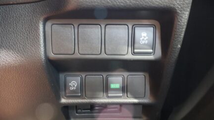Nissan X-trail 20X Emargency Brake Package image 318566