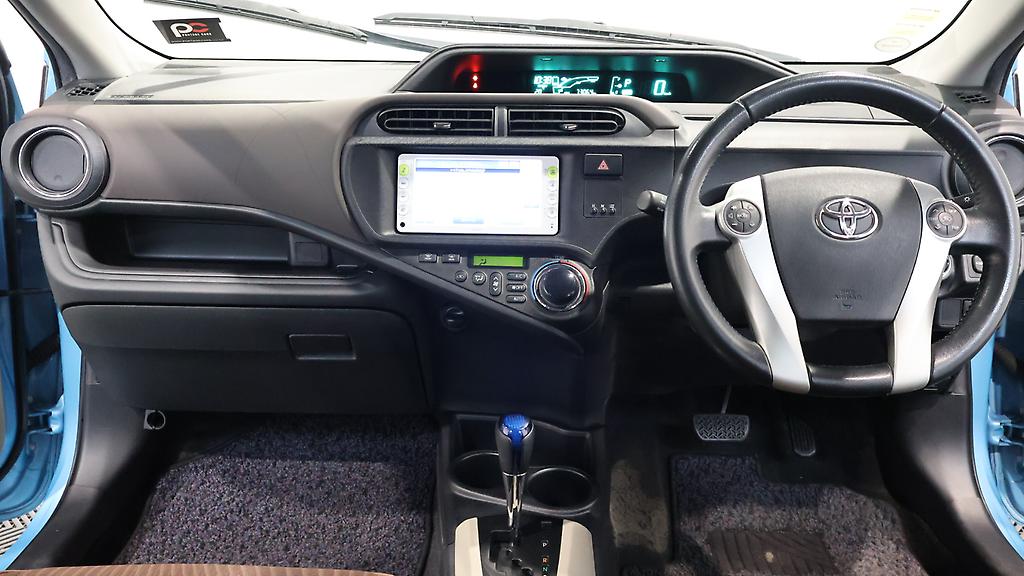 Toyota Aqua G Model, Push Start, Reverse Camera image 307051