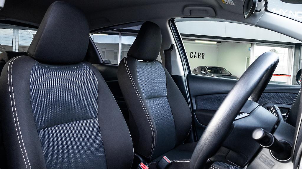 Toyota Vitz Hybrid F Safety Edition image 305416