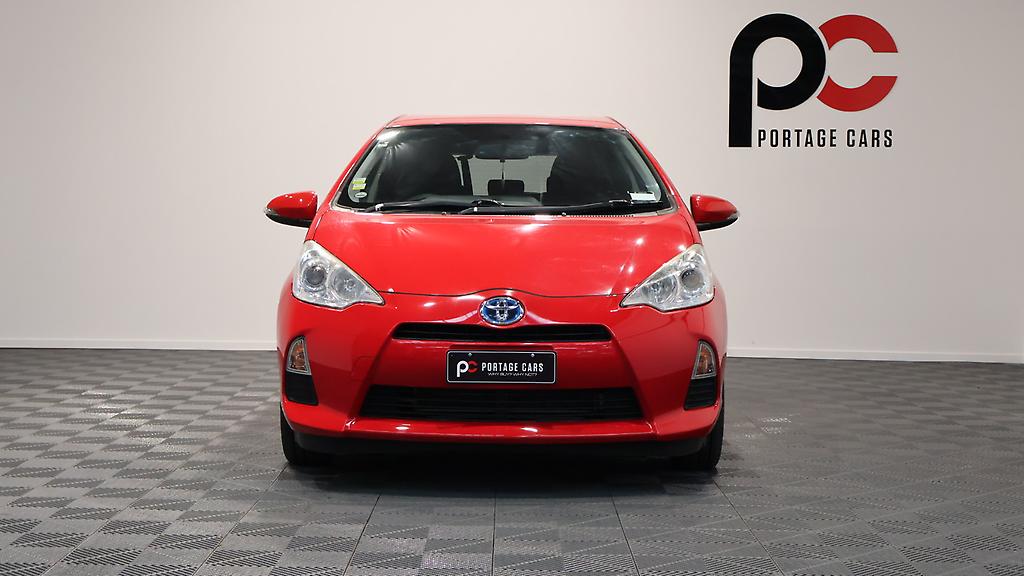 Toyota Aqua S Model, Push Start, Reverse Camera image 306292