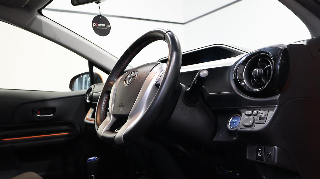 Toyota Aqua X-Urban –  Push Button Start image 304642