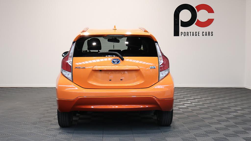 Toyota Aqua X-Urban –  Push Button Start image 304635