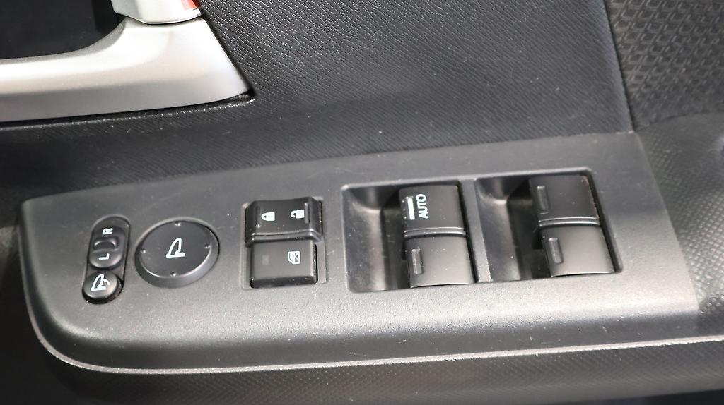 Honda Step Wagon Spada Z Inter Navi Selection image 306738