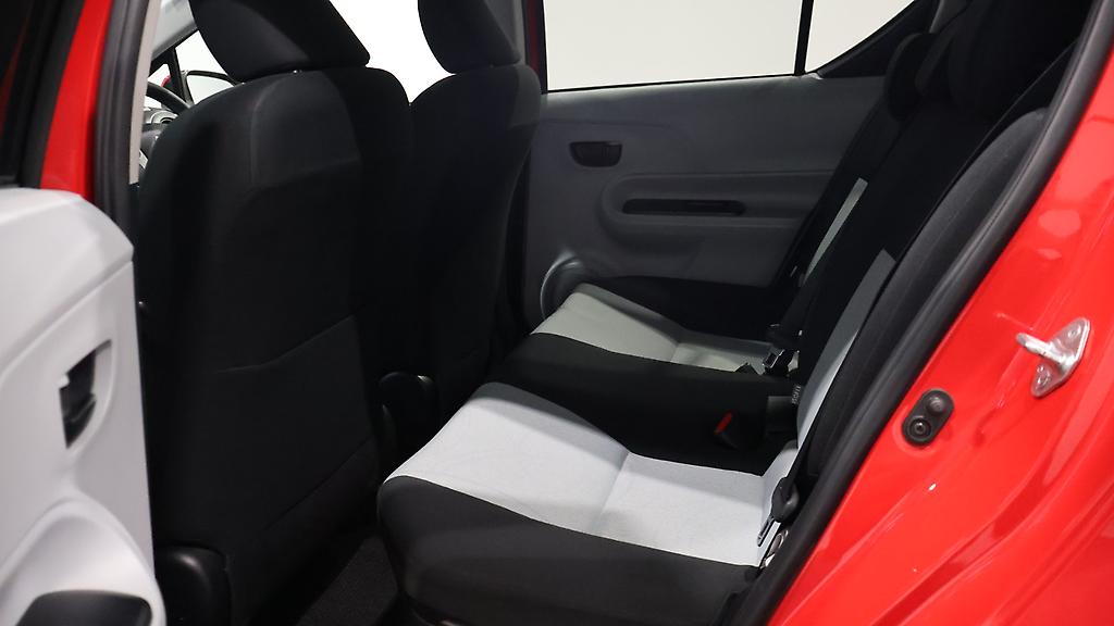 Toyota Aqua S Model, Push Start, Reverse Camera image 306300