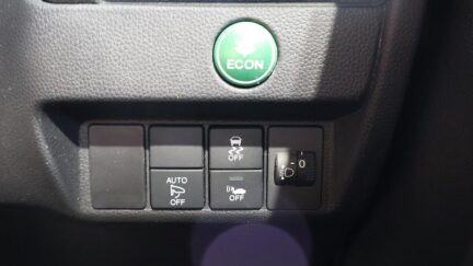 Honda Fit Hybrid F Package image 317911