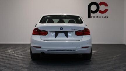 Bmw 320i Sport image 303379