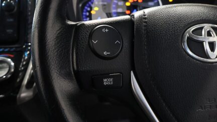 Toyota Corolla G Model, Push Start, Reverse Camera image 307178