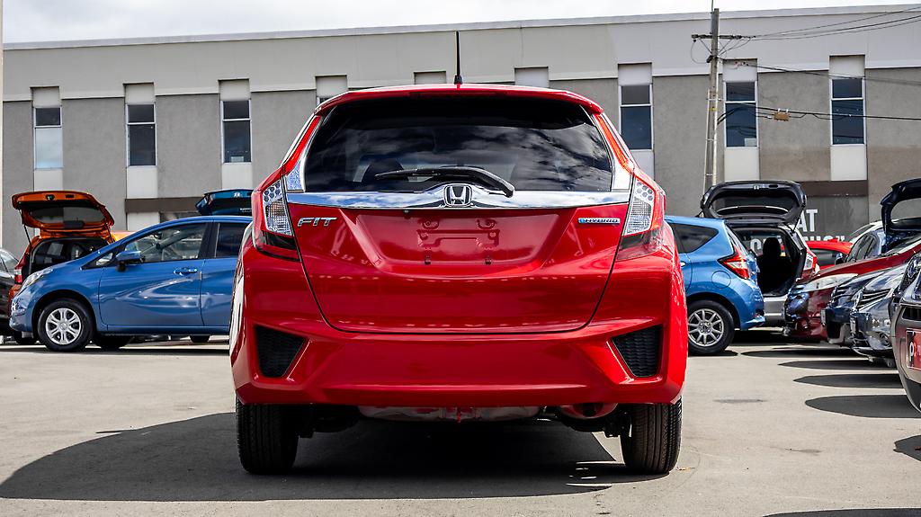 Honda Fit Hybrid F Package image 318785