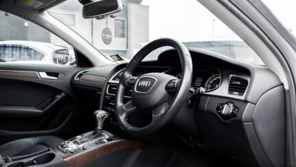 Audi A4 2.0TFSI SE-Package, Full Leather, Heated Seats image 315593